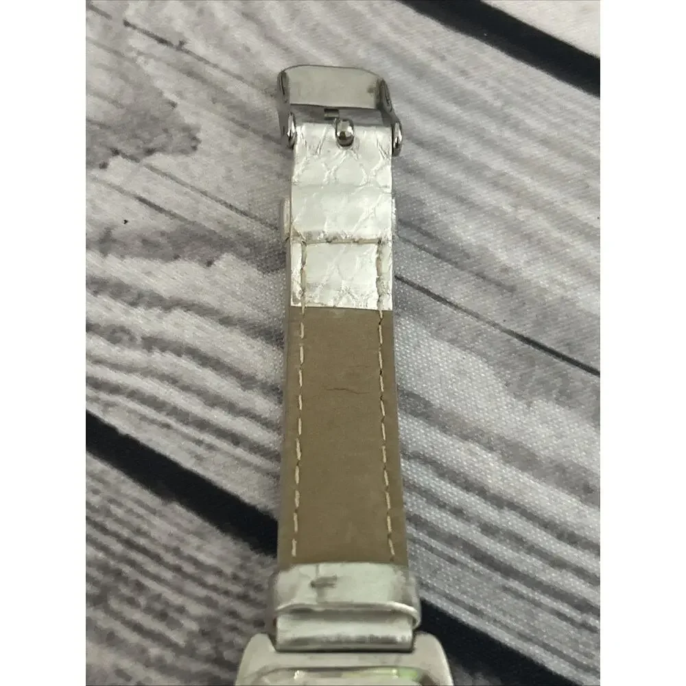 Jaxis silver tone